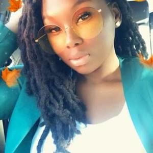 Meet your Posher, Marie